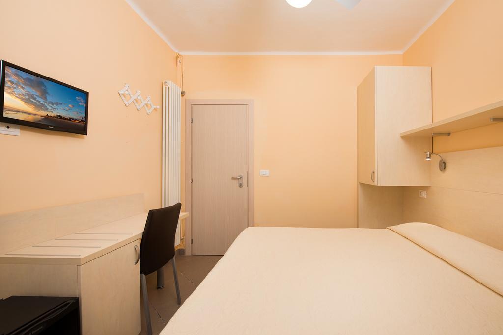 Hotel Cuba Milano Marittima Esterno foto