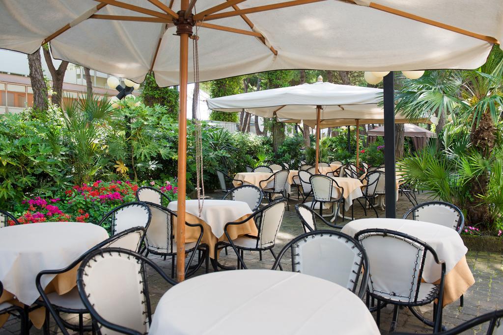 Hotel Cuba Milano Marittima Esterno foto