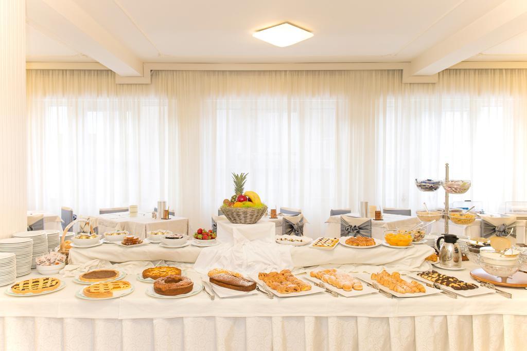 Hotel Cuba Milano Marittima Esterno foto